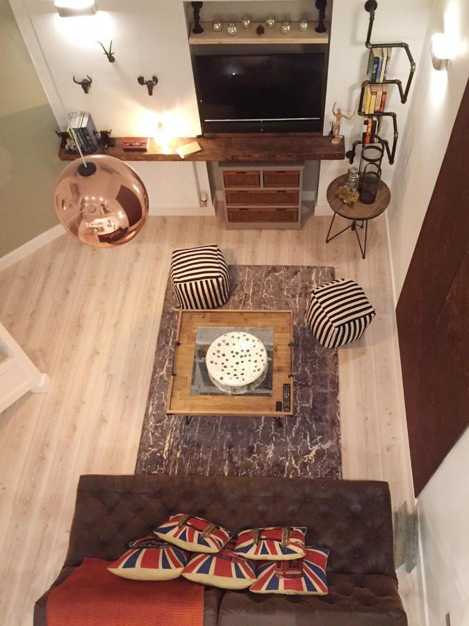Spacious 1 Bedroom Split Level Old Pub Conversion Tower Bridge London Bagian luar foto
